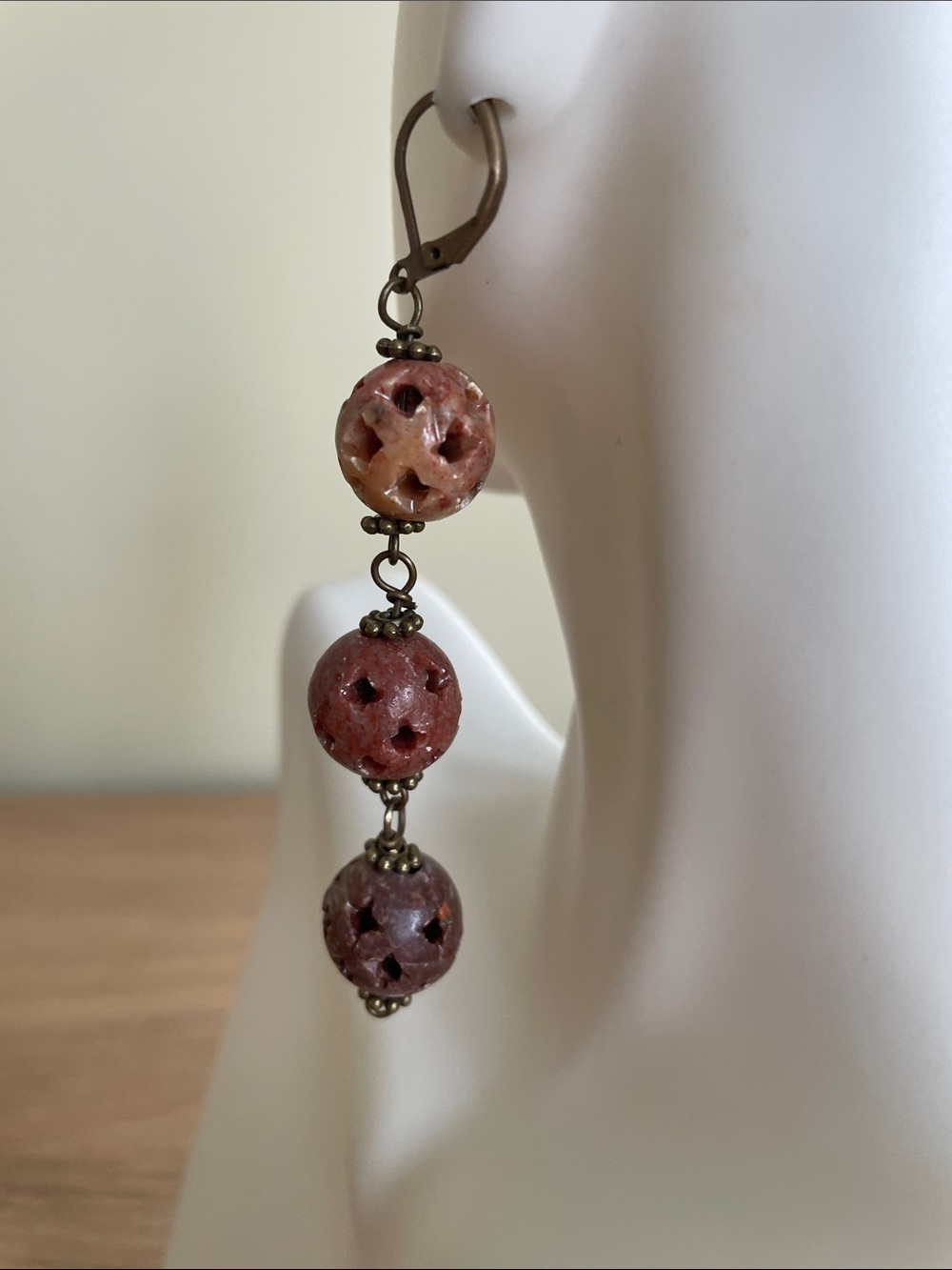HAND CRAFTED CARVED SOAPSTONE TIERED BOHO BALL DROP DANGLE EARRINGS - Picture 5 of 12